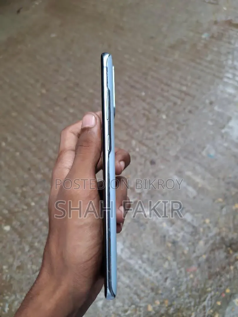স্যামসাং গ্যালাক্সি এস২০+ ৫জি ২৫৬ জিবি