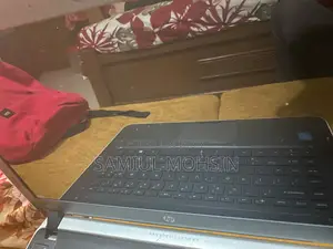 New Laptop HP Pavilion 14 4GB Intel Core i5 SSD 128GB