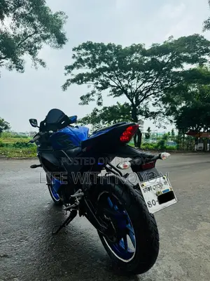 Yamaha R15 V3 2021 Blue
