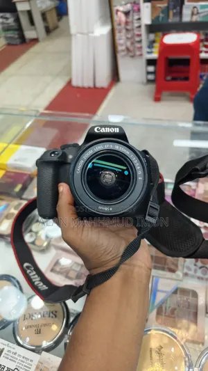 DSLR Camera