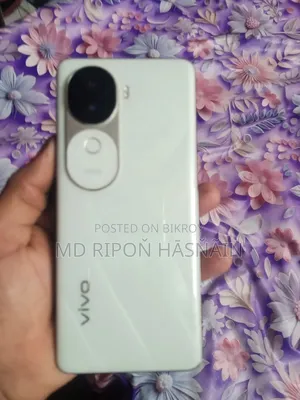Vivo V40e 128 GB White