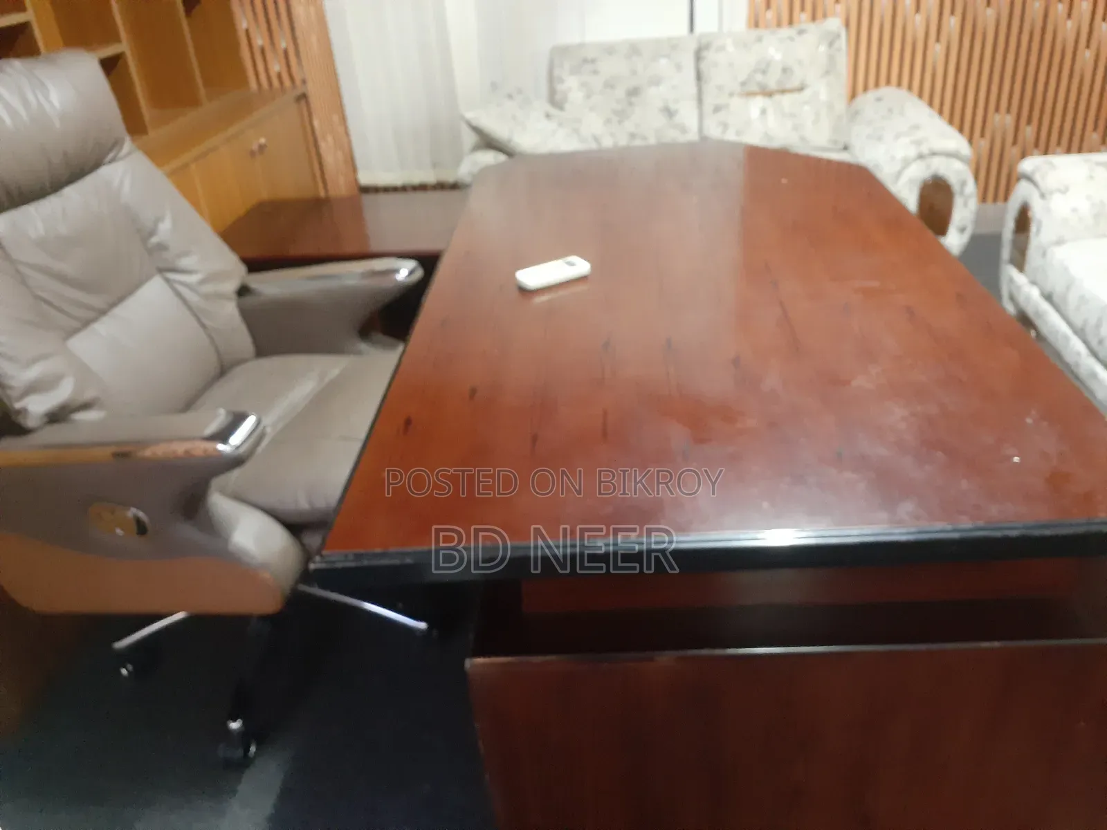গুলশান-২ এ ২১০০ বর্গফুটের ফার্নিশড অফিস ভাড়া