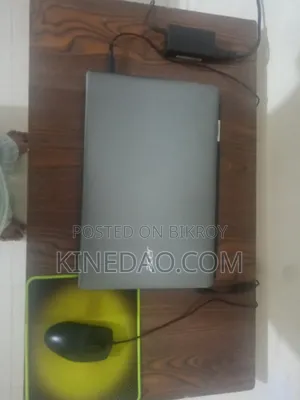 Laptop Acer Aspire E1-572 4GB Intel Core i5 HDD 750GB