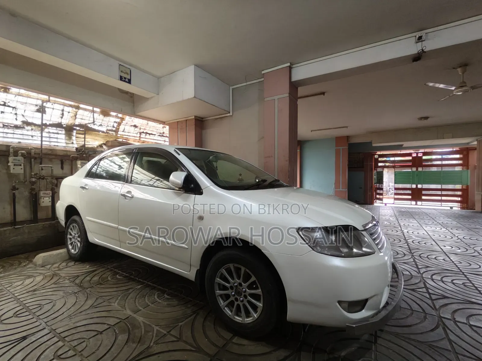 Toyota Corolla Sedan 2004 Pearl