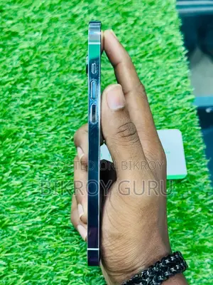 অ্যাপল আইফোন ১৪ প্রো ম্যাক্স ১২৮ জিবি হোয়াইট