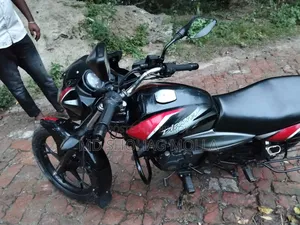বাজাজ ডিসকভার ১১০ ২০২০ কালো