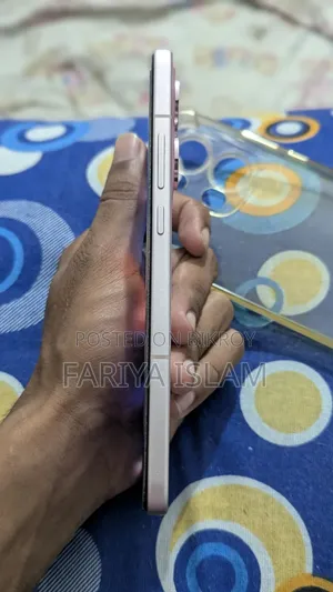 Oppo Reno13 Pro 16 GB Pink