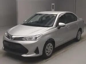 Toyota Axio 2021 Silver