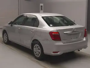 Toyota Axio 2021 Silver
