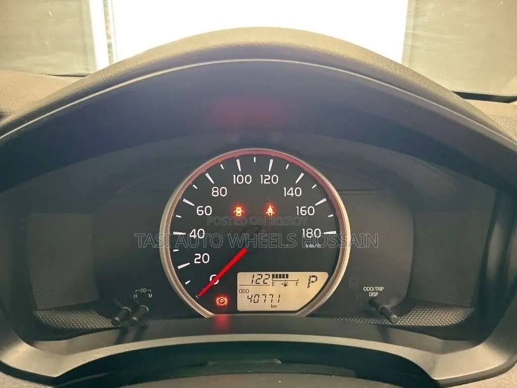 Toyota Axio 2021 Silver