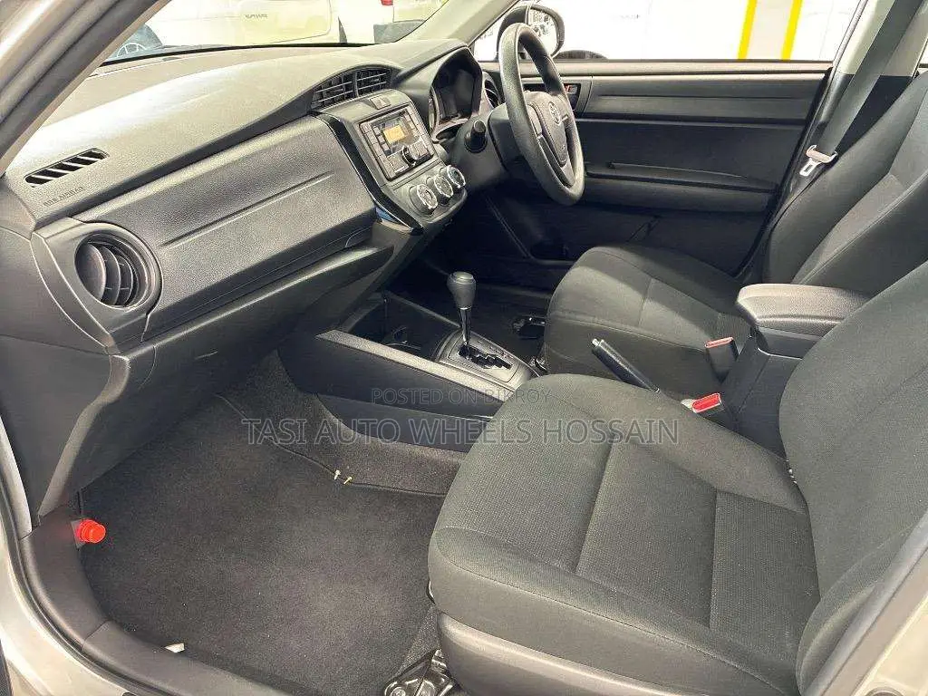 Toyota Axio 2021 Silver