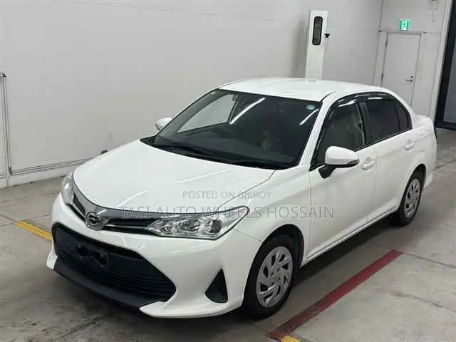 Toyota Axio 2021 White