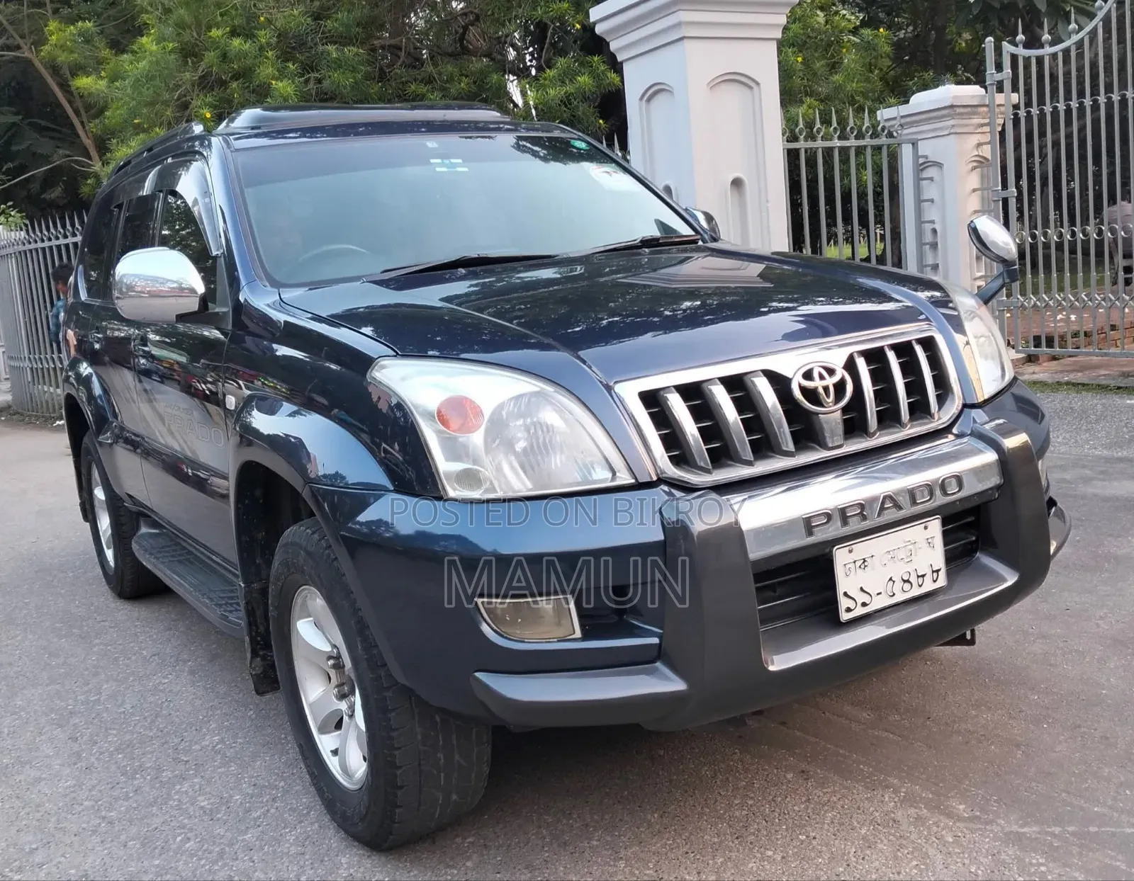 Toyota Land Cruiser 2004 Blue