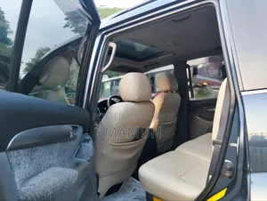 Toyota Land Cruiser 2004 Blue