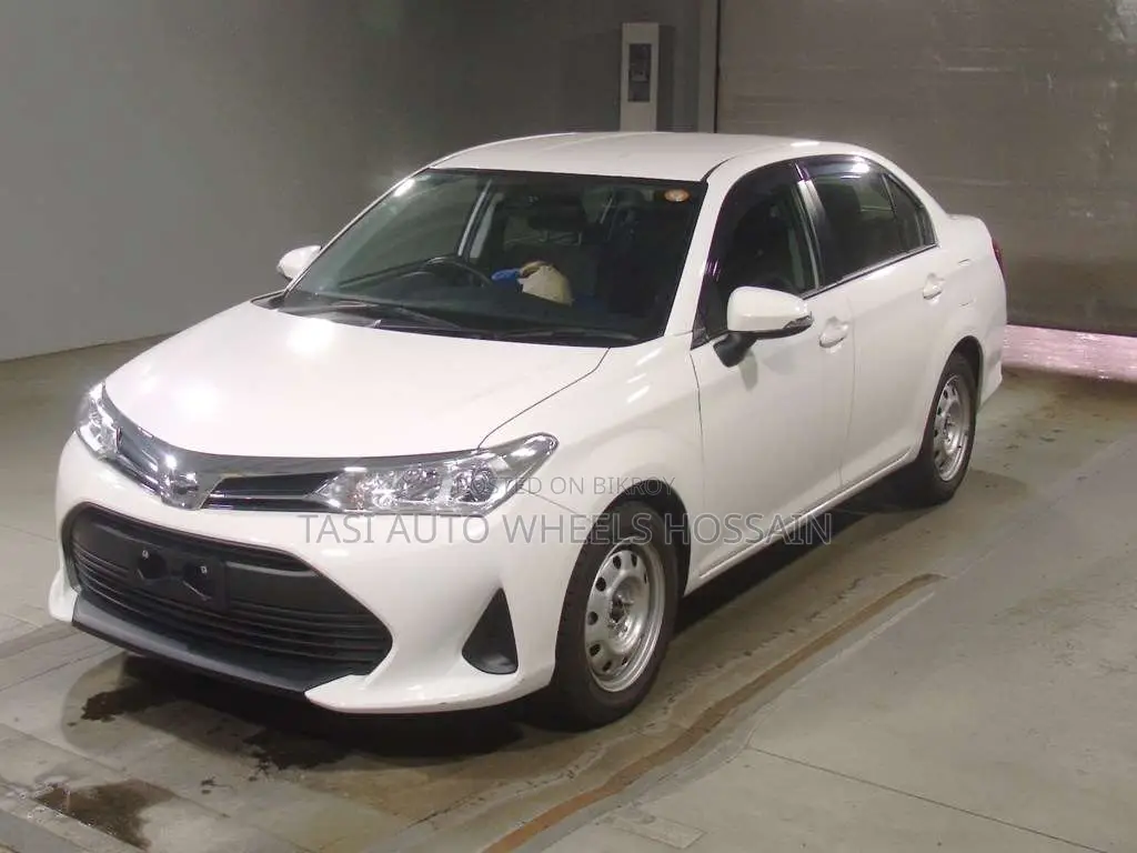 Toyota Axio 2021 White