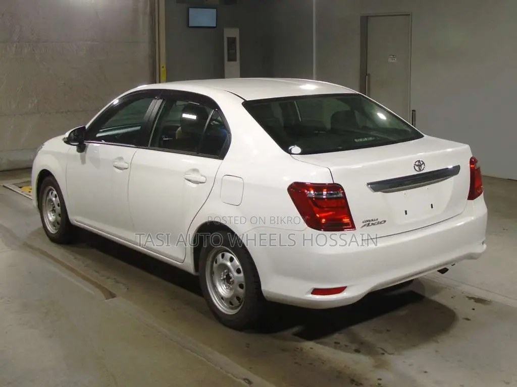 Toyota Axio 2021 White