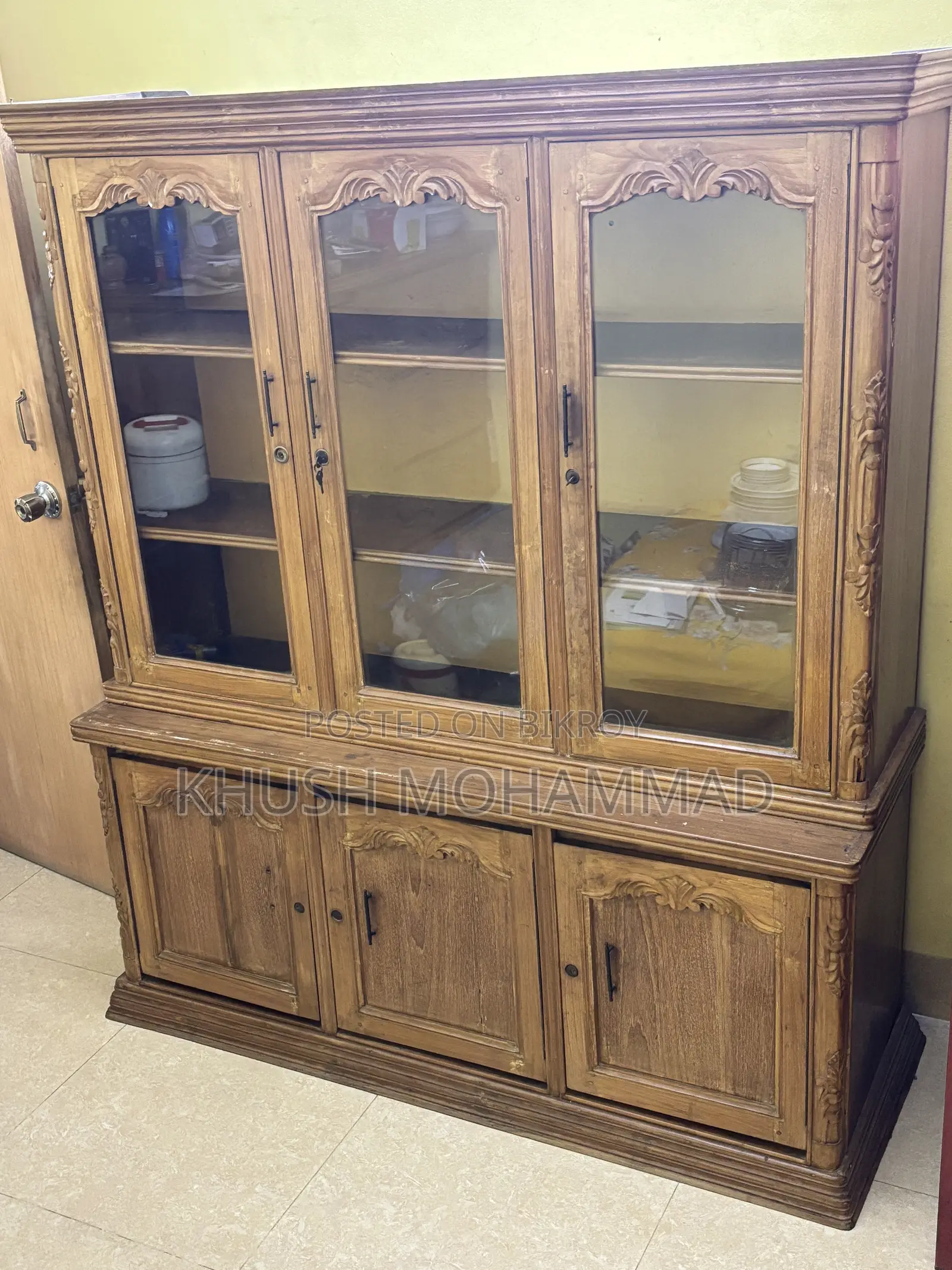 Showcase 18000tk