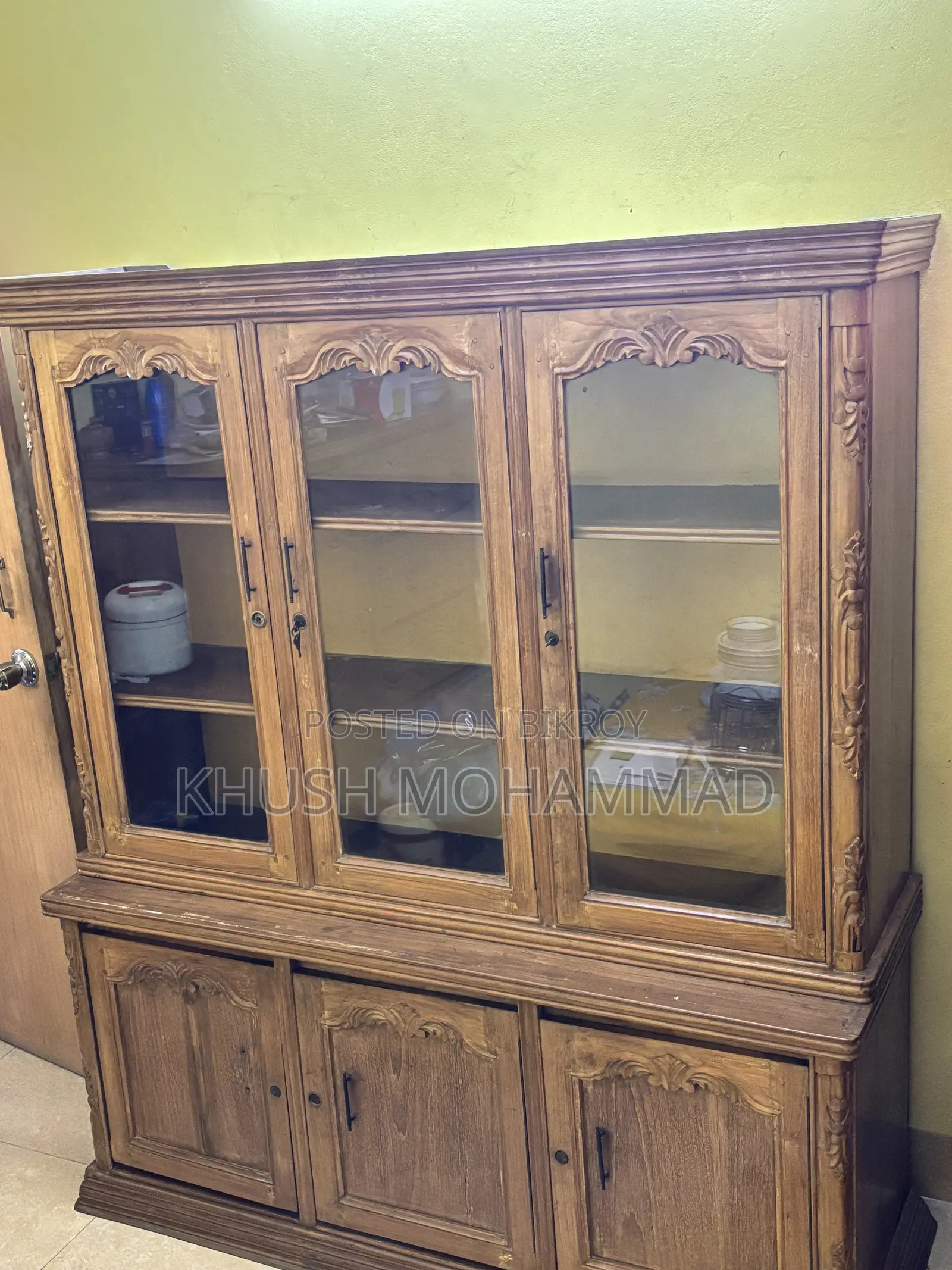 Showcase 18000tk
