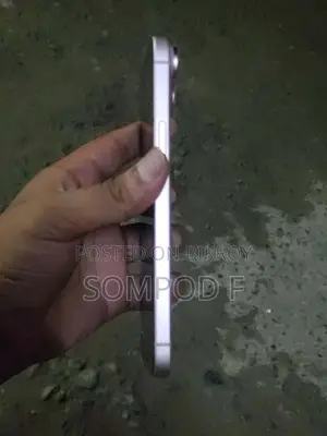 Apple iPhone 15 Plus 128 GB Pink