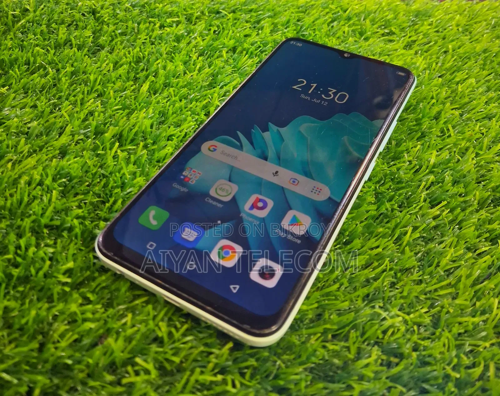 Itel 32 GB Blue