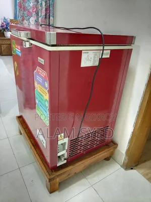 Singer Deep Freezer, 138 Litter.