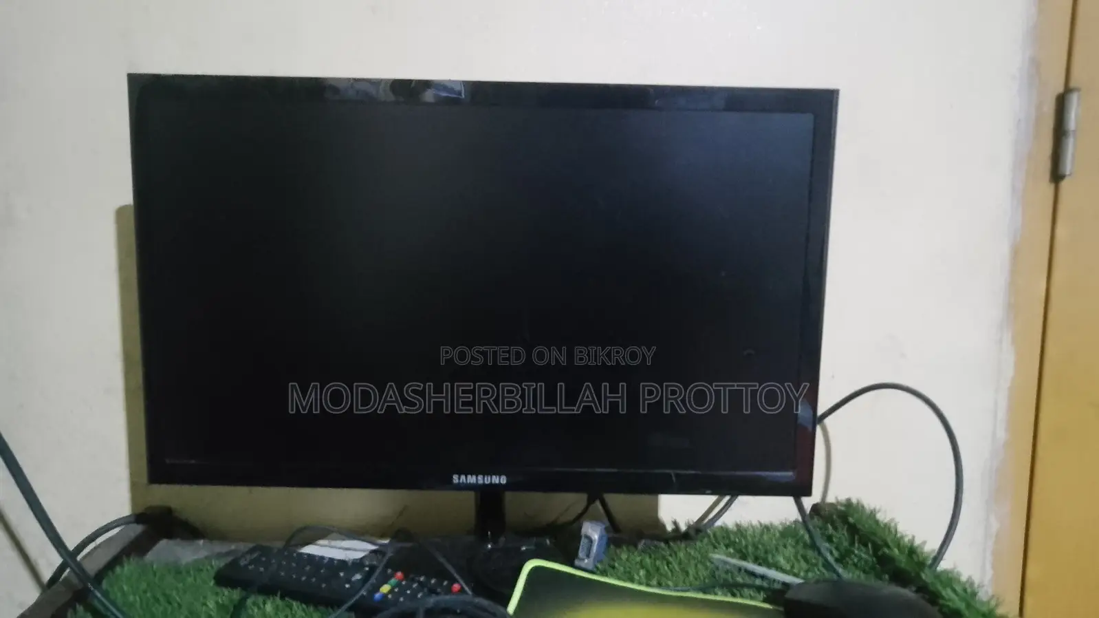 Computer monitor sale