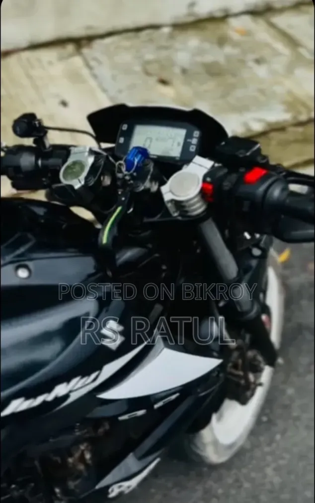 Suzuki Gixxer Monotone 2018 Black