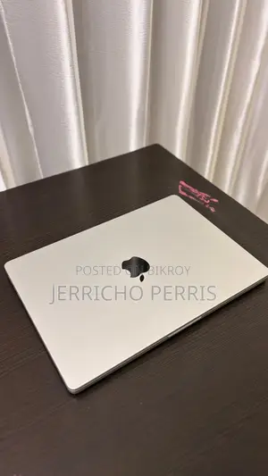 Laptop Apple MacBook Pro 2024 M4 16GB Apple M4 SSD 16 GB