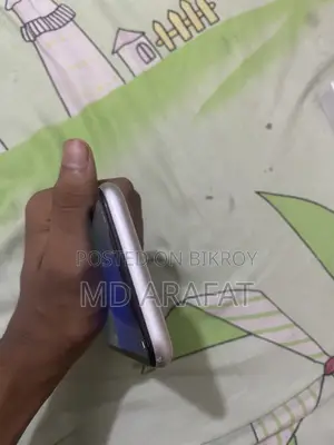 নিউ অ্যাপল আইফোন ১১ ১২৮ জিবি হোয়াইট