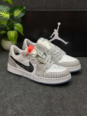 Nike Dior Jordan 1