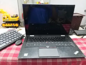 Laptop Lenovo ThinkPad X1 Yoga Gen 8 6GB Intel Core I5 SSD 128GB