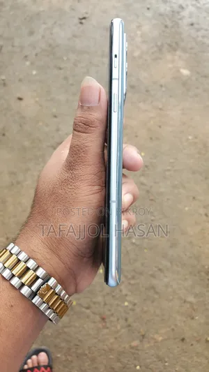 নতুন ওয়ানপ্লাস ৯আরটি ১২৮ জিবি