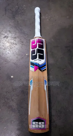 A Kashmiri Willow Cricket Bat