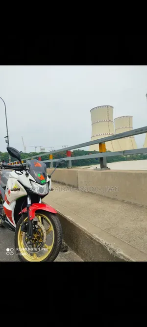 লিফান ১৫০সিসি ২০১৯ সাদা