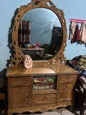 Dressing table for sale