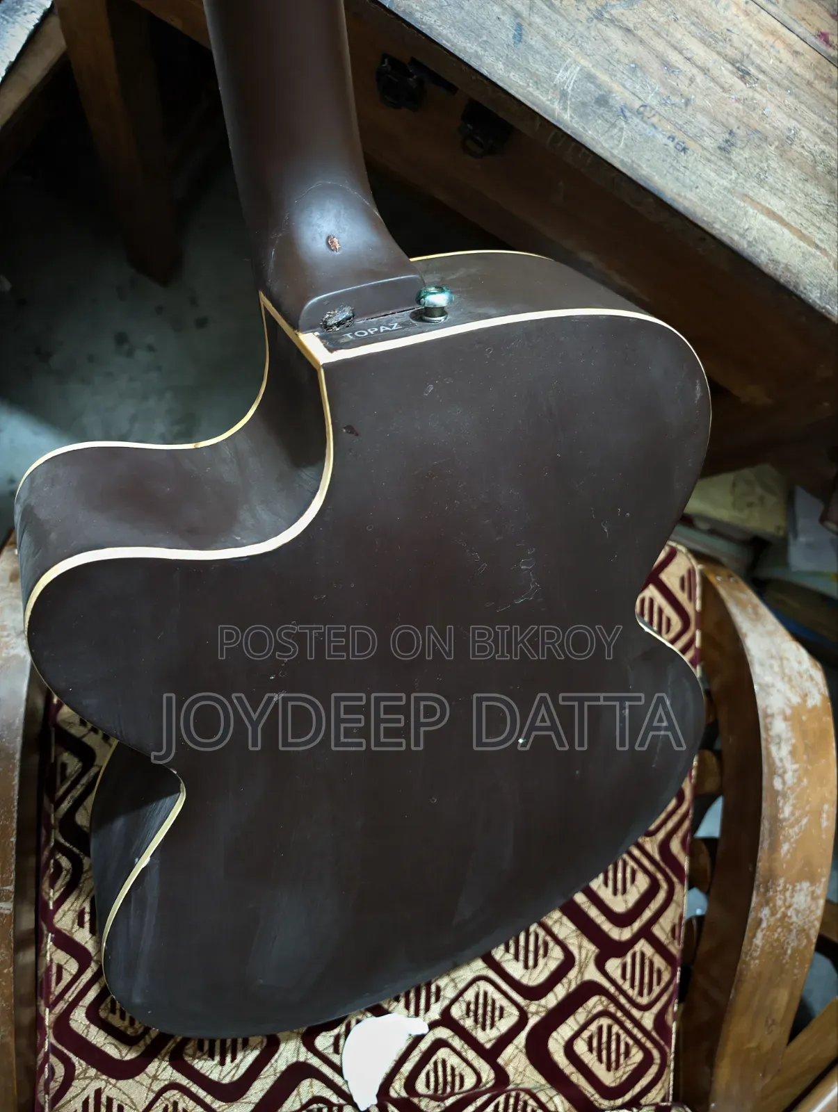 Acoustic Guitar