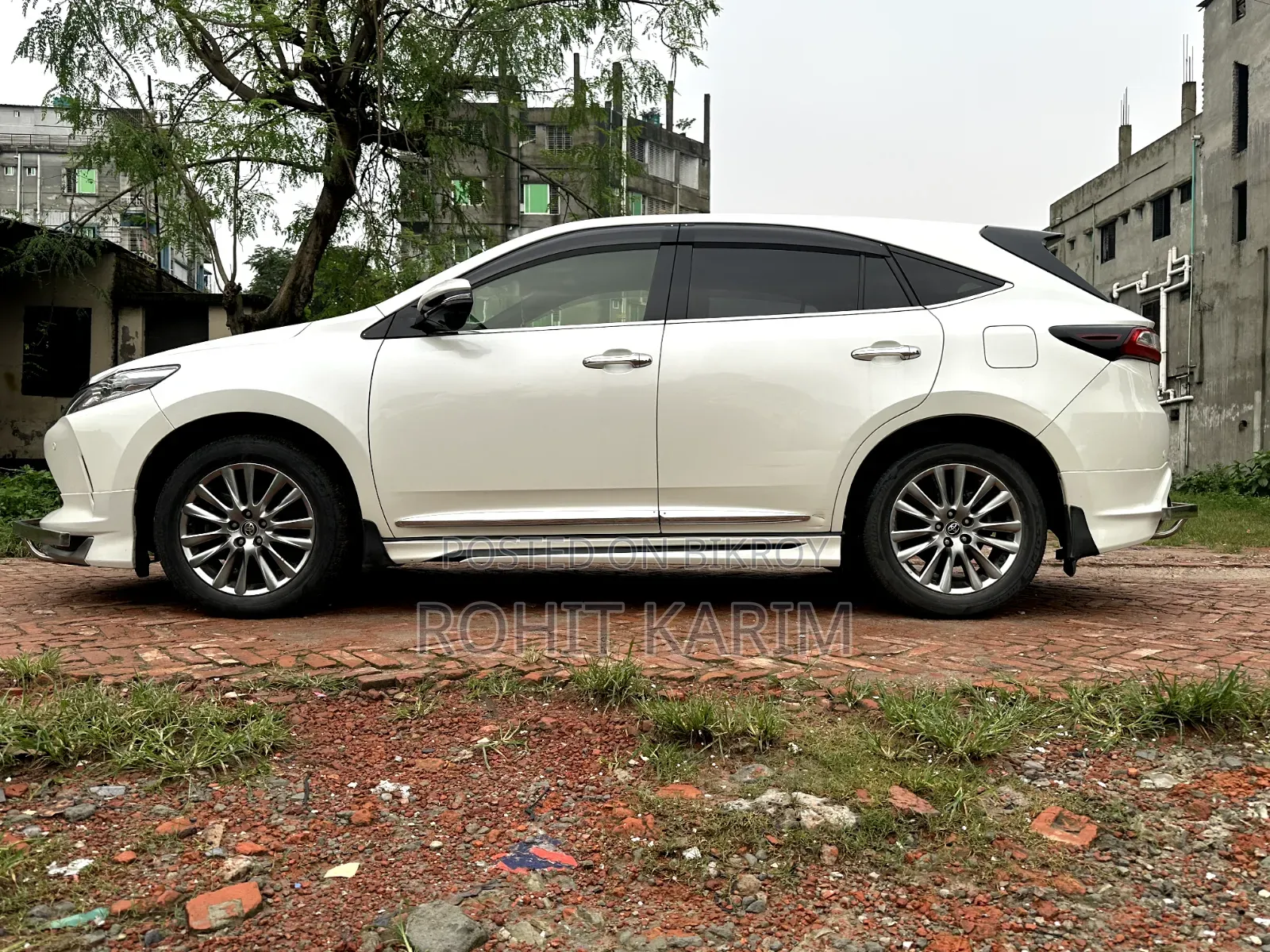 Toyota Harrier 2.0 2017 Pearl