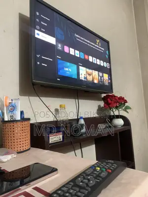 Smart TV has a problem, sometimes lines appear on the display.