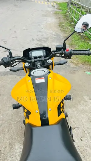 Suzuki Gixxer Monotone 2025 Yellow