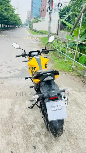 Suzuki Gixxer Monotone 2025 Yellow
