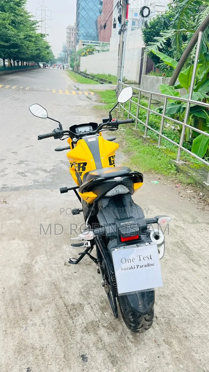 Suzuki Gixxer Monotone 2025 Yellow