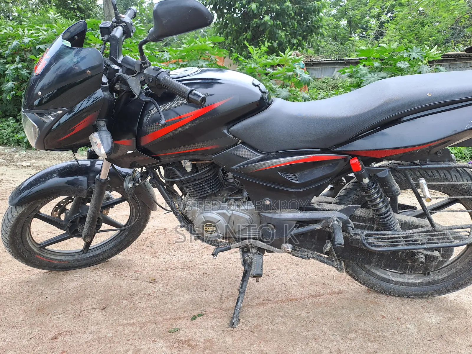 বাজাজ পালসার ১৫০ ২০১৮ কালো