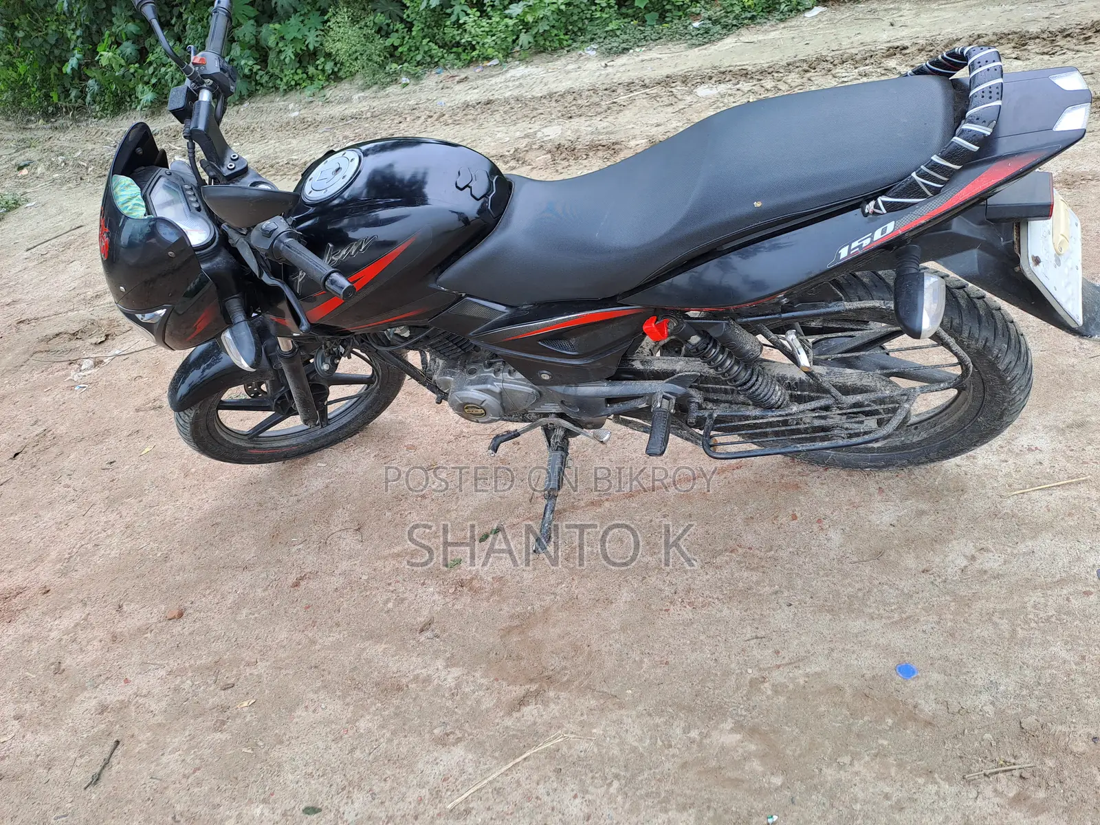 বাজাজ পালসার ১৫০ ২০১৮ কালো