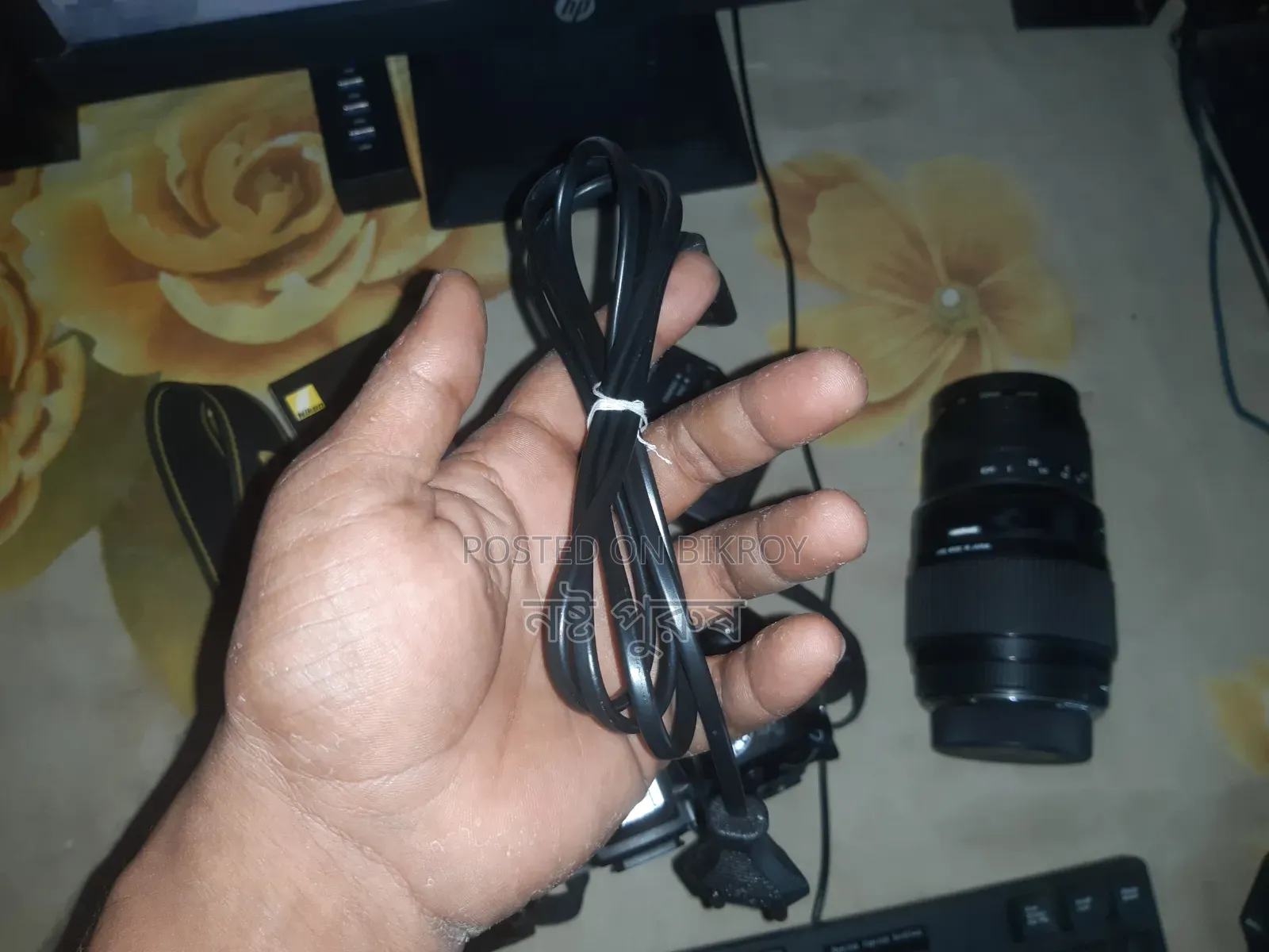 ক্যামেরা বিক্রি হবে
