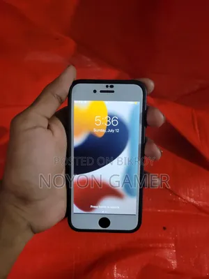 অ্যাপল আইফোন ৭ ১২৮ জিবি কালো