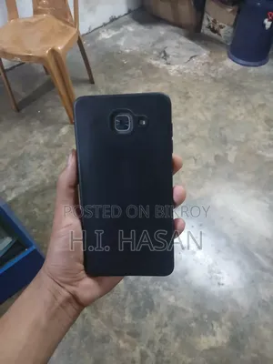 স্যামসাং গ্যালাক্সি জে৭ ম্যাক্স ৩২ জিবি ব্ল্যাক