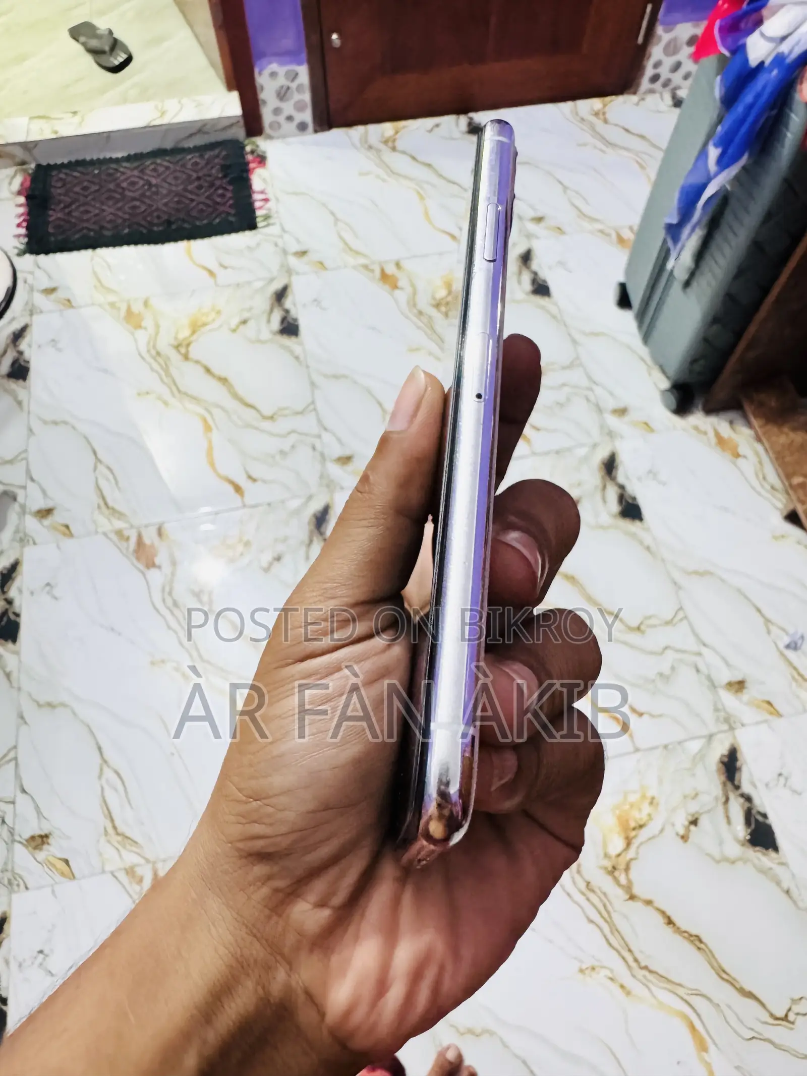 অ্যাপল আইফোন ১১ প্রো ম্যাক্স ৬৪ জিবি সাদা
