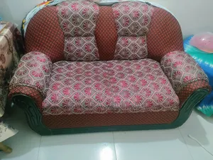 সোফা ২ সিটার