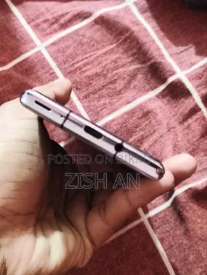 Sharp Aquos R6 128 GB Black