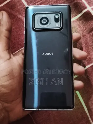 Sharp Aquos R6 128 GB Black